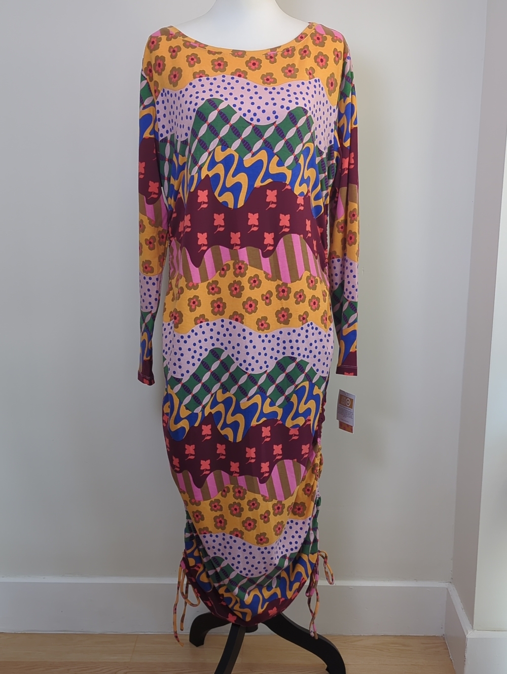 NWT Target Latino Heritage Month Ruched Wavy Striped Midi Bodycon Dress XXL